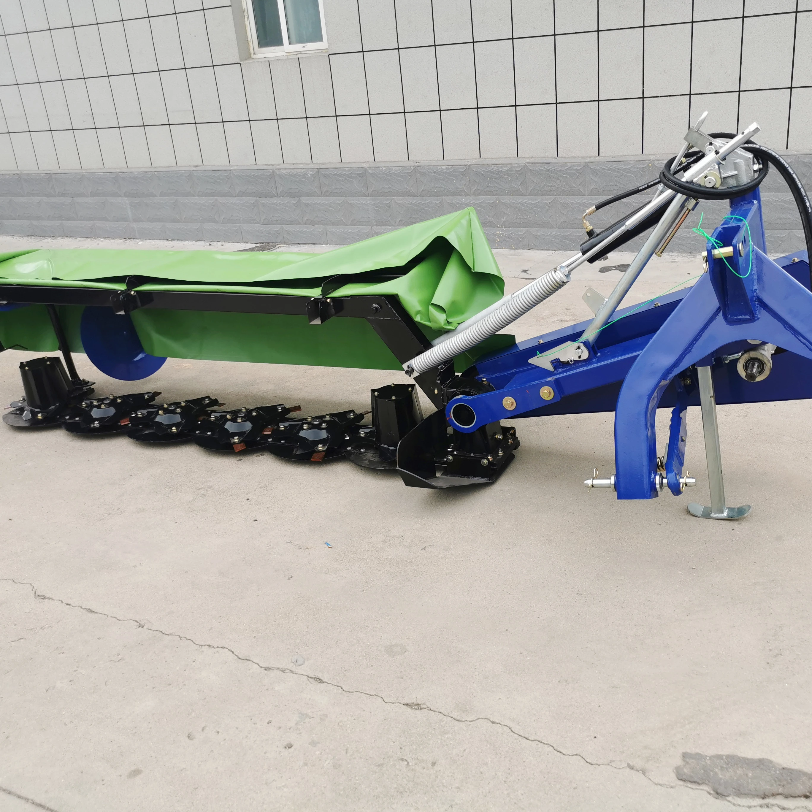 Fast Delivery Factory Sale  Lowest Price 7 Disk  Disc Rotary Mini hay Disk bar Mower Grass Hopper Mower