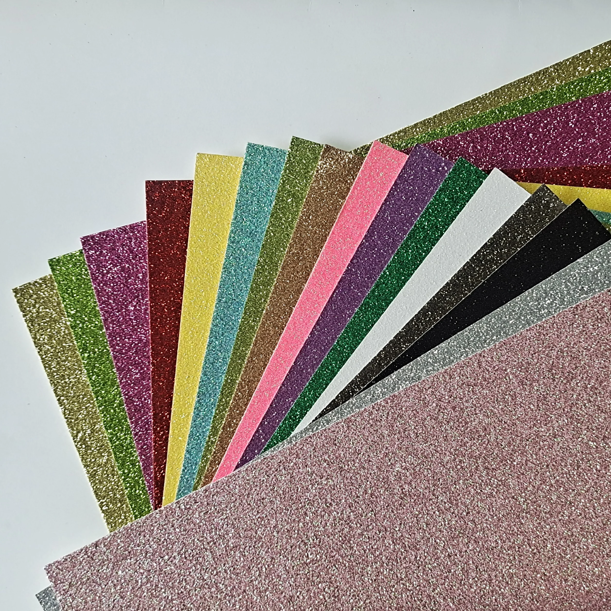 Carta Glitterata Rossa 300g/m² 12 Fogli 30x30cm: Perfetta Per Scrapbooking E Fai Da Te
