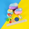 Consejo: El color de la carcasa de la máquina de estampado es aleatorio.