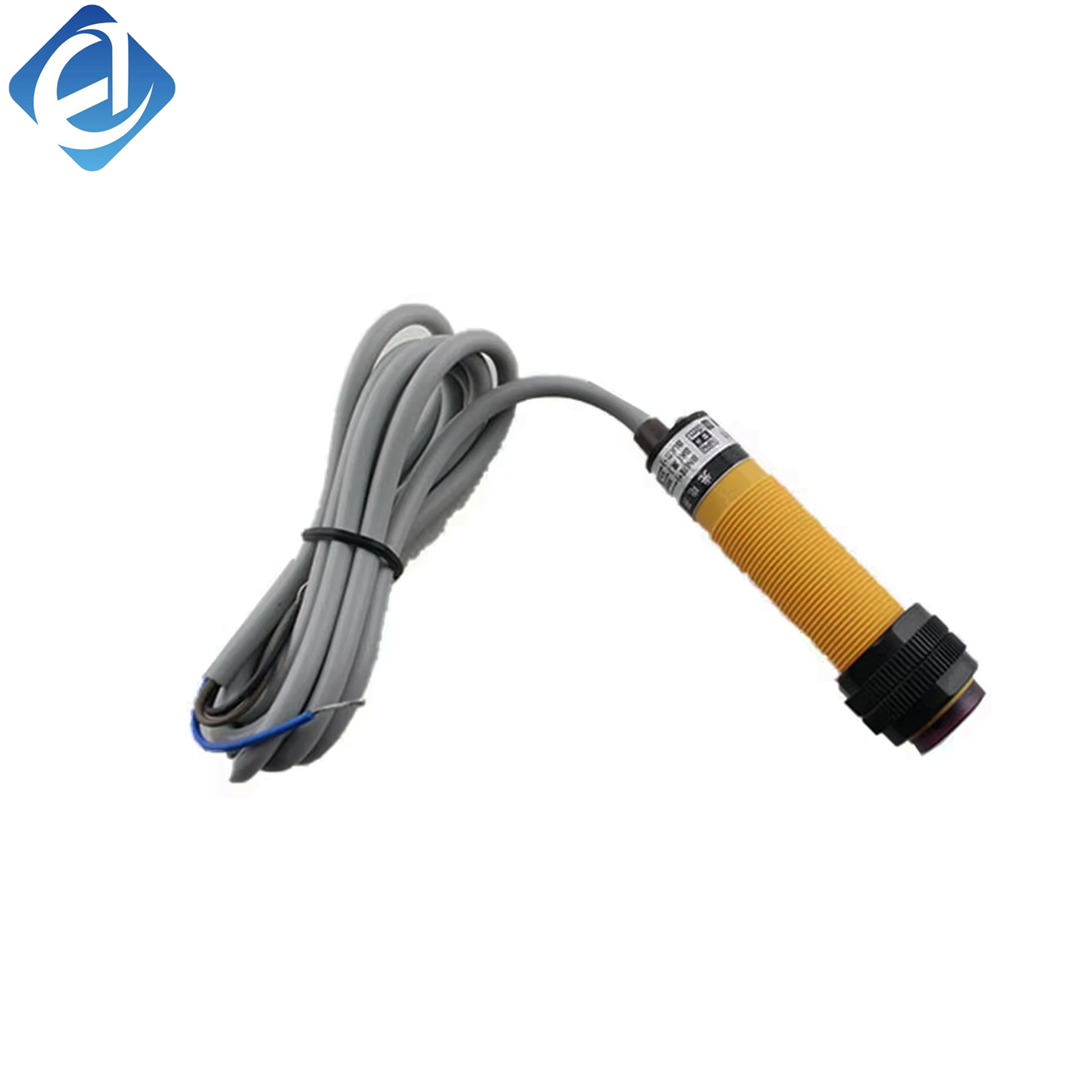 Nuovo sensore fotoelettrico Omron originale della serie E3F3-D62. Tipo a riflessione diffusa, con dimensioni compatte e prestazioni di rilevamento stabili. È ampiamente utilizzato per il rilevamento, il conteggio e il posizionamento di oggetti negli impianti industriali automatizzati.