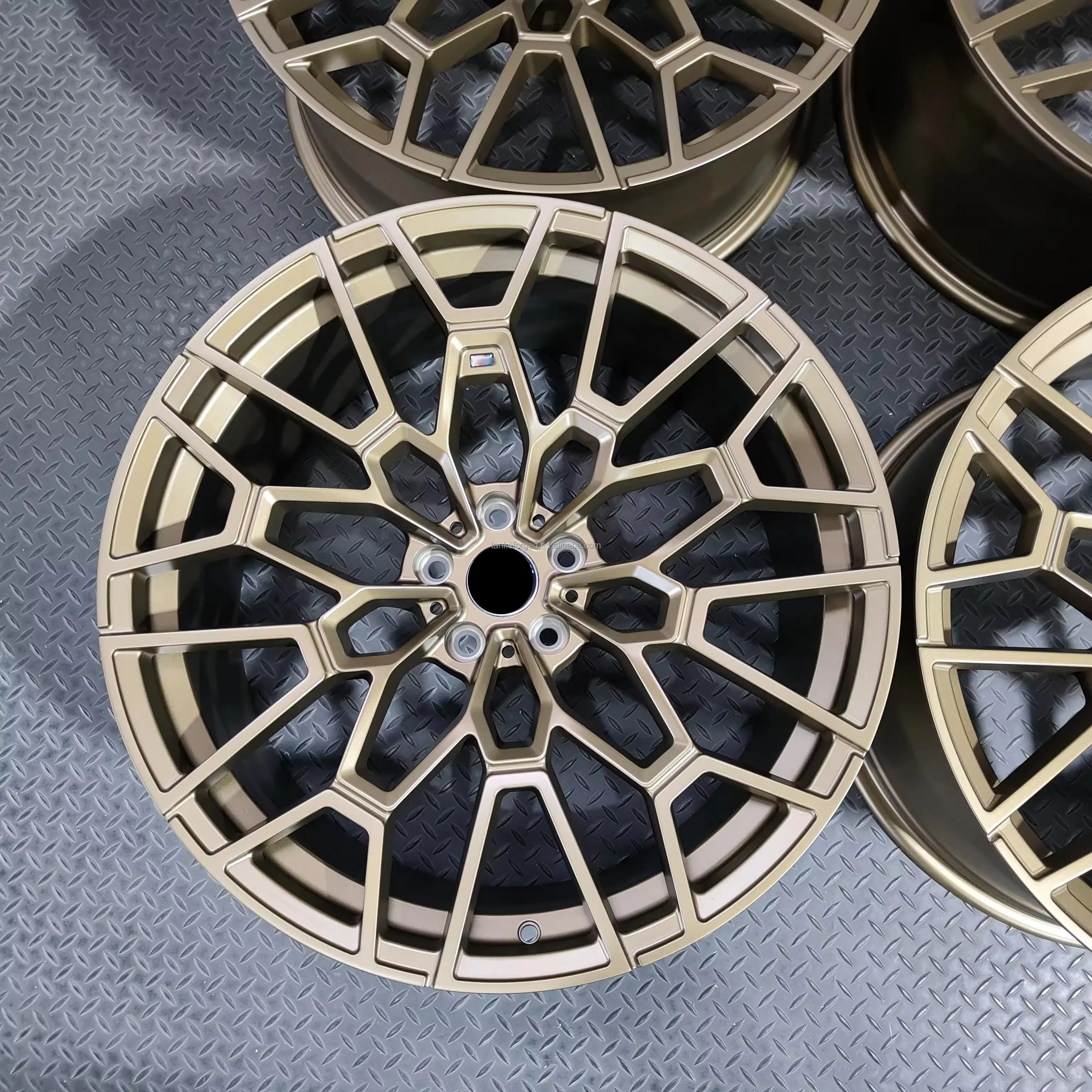 Popular Design 827m Style Alloy Wheels Golden Bronze 5x112 20 X3m Custom Forged Wheels for Bmw M4 G82 Cs Csl M 530 G80 M3 X3 I3