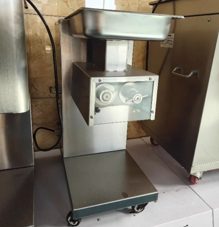 Meat cutting machine 1.png