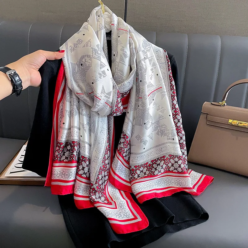 アーツアンドサイエンスSquare scarf MDMG-B 2024/Silk Geo Matrix Scarf - SFMOMA Museum Store