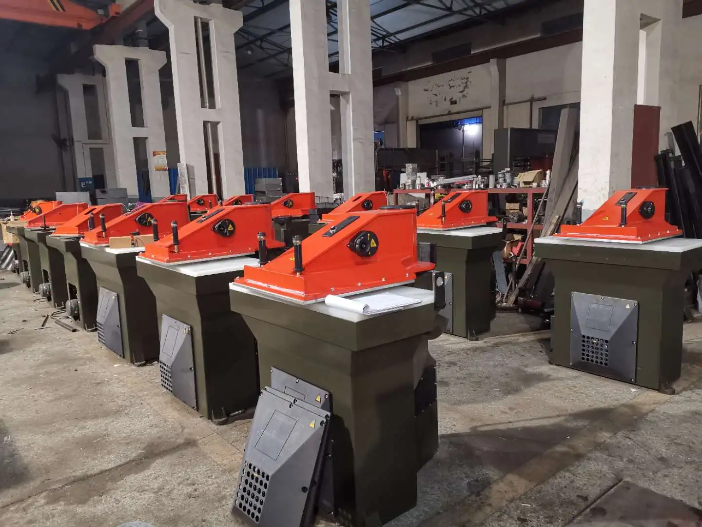 Click Press Alibaba.com: 22T hydraulic swing arm clicker press for leather ...