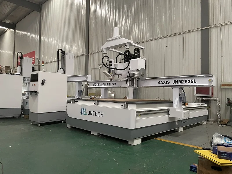 4-Axis CNC Wood Router ATC with Automatic 350mm Saw Blade Cutting ...