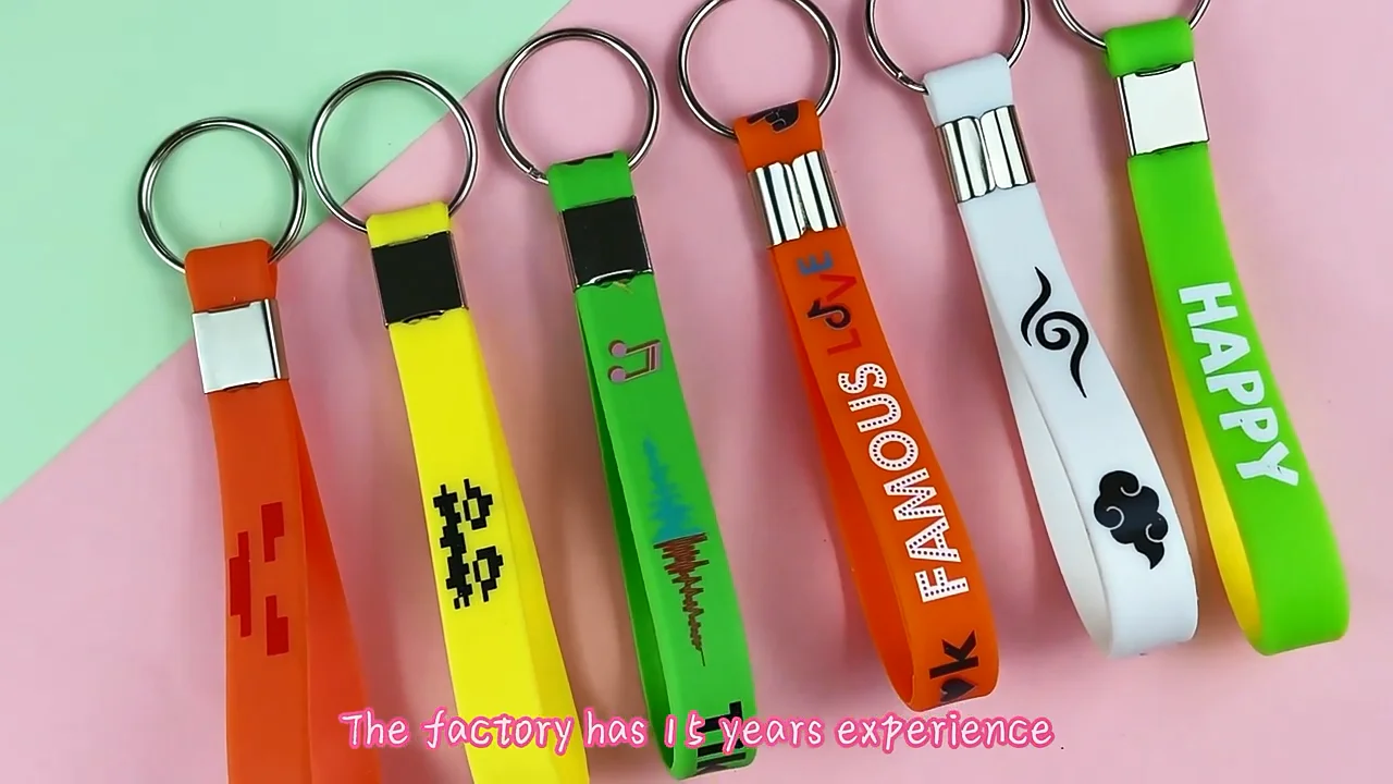 Manufacturing Key Ring Bracelet Rubber Pvc Silicone Wristlet Keychain