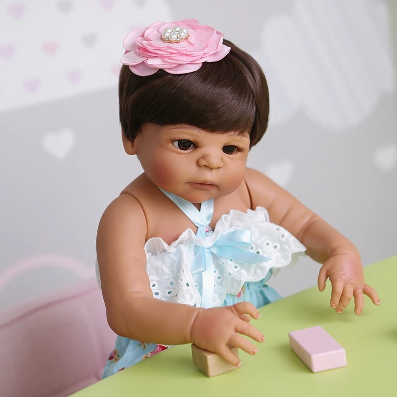 haninetrosty Boneca Reborn – Troca de Roupas para Boneca Bebê Reborn da  NPK, 55 cm : : Brinquedos e Jogos