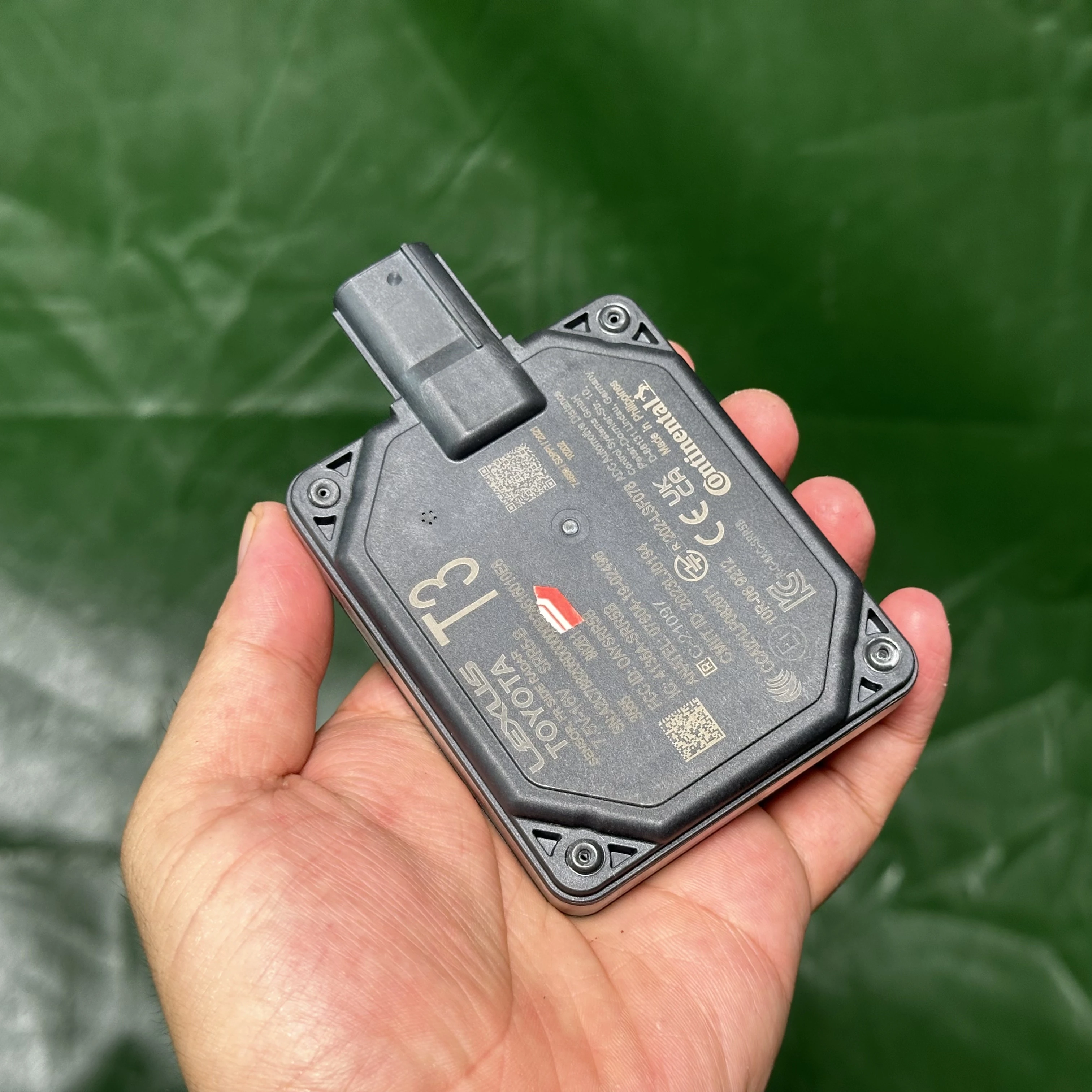New 882B1-30031 Front Millimeter Wave Sensor for 2019+ Toyota