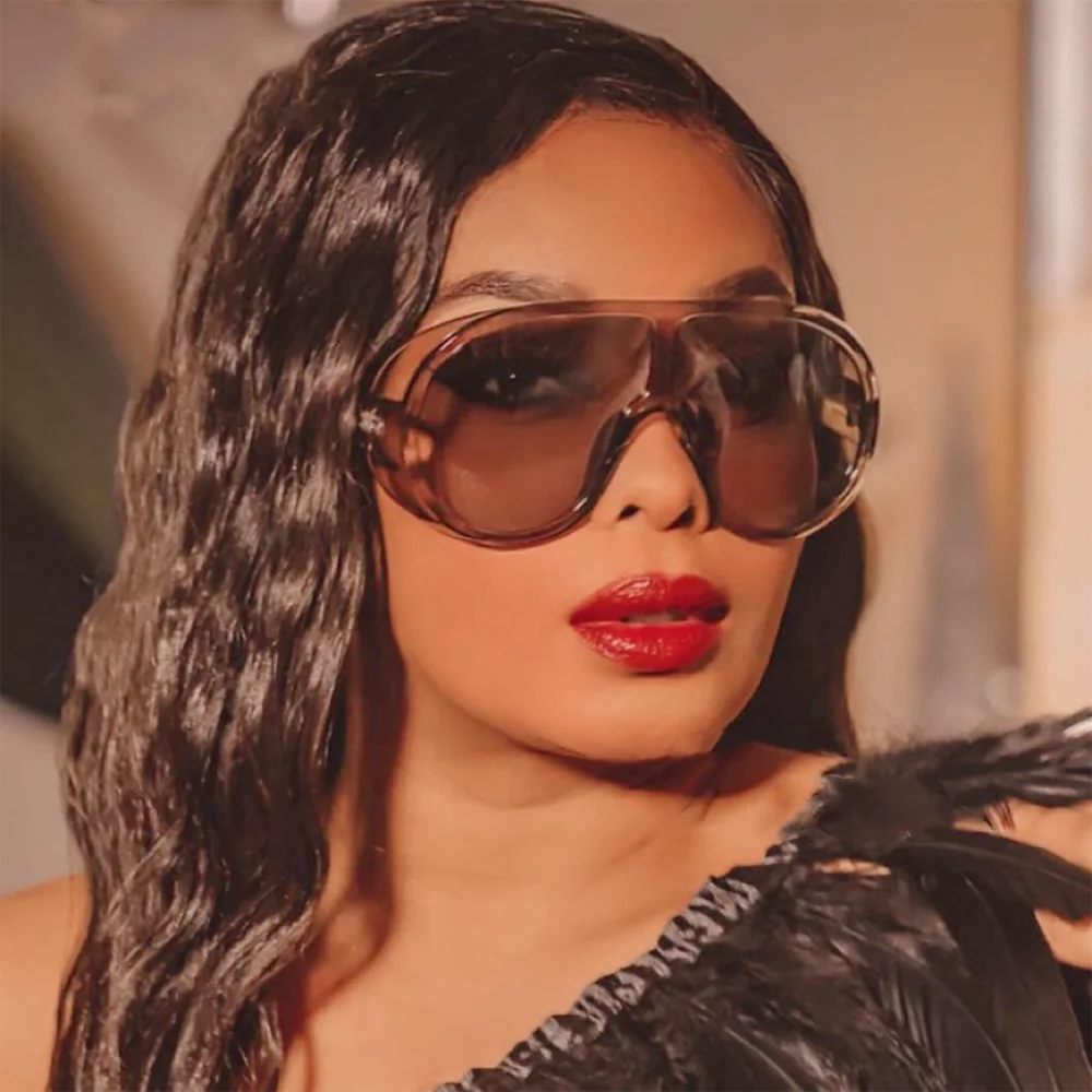 Fashion Oversized Pilot Green Shield Sunglasses Women 2024  display picture 1