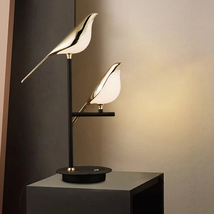 Good Price Wholesale Indoor Creative Design Bird Animal Shape Luxury Study Room Led Table Lamp
