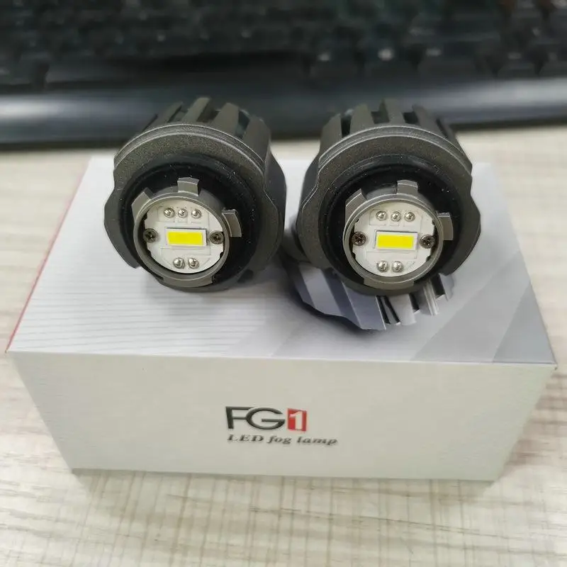 L1B LW5B Car LED Fog Light Dual Color Car LED Fog Light 6500K 3000K for Toyota Janpan Cars