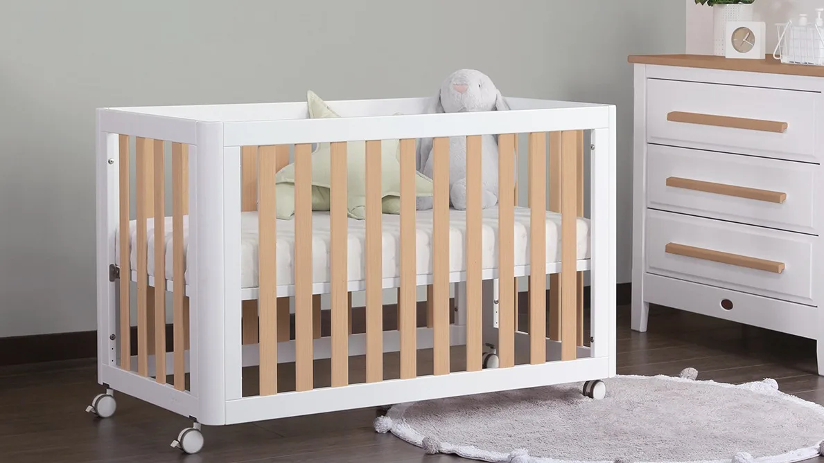 Boori Modern Nursery Furniture Wooden Height Adjustable Baby Cot With