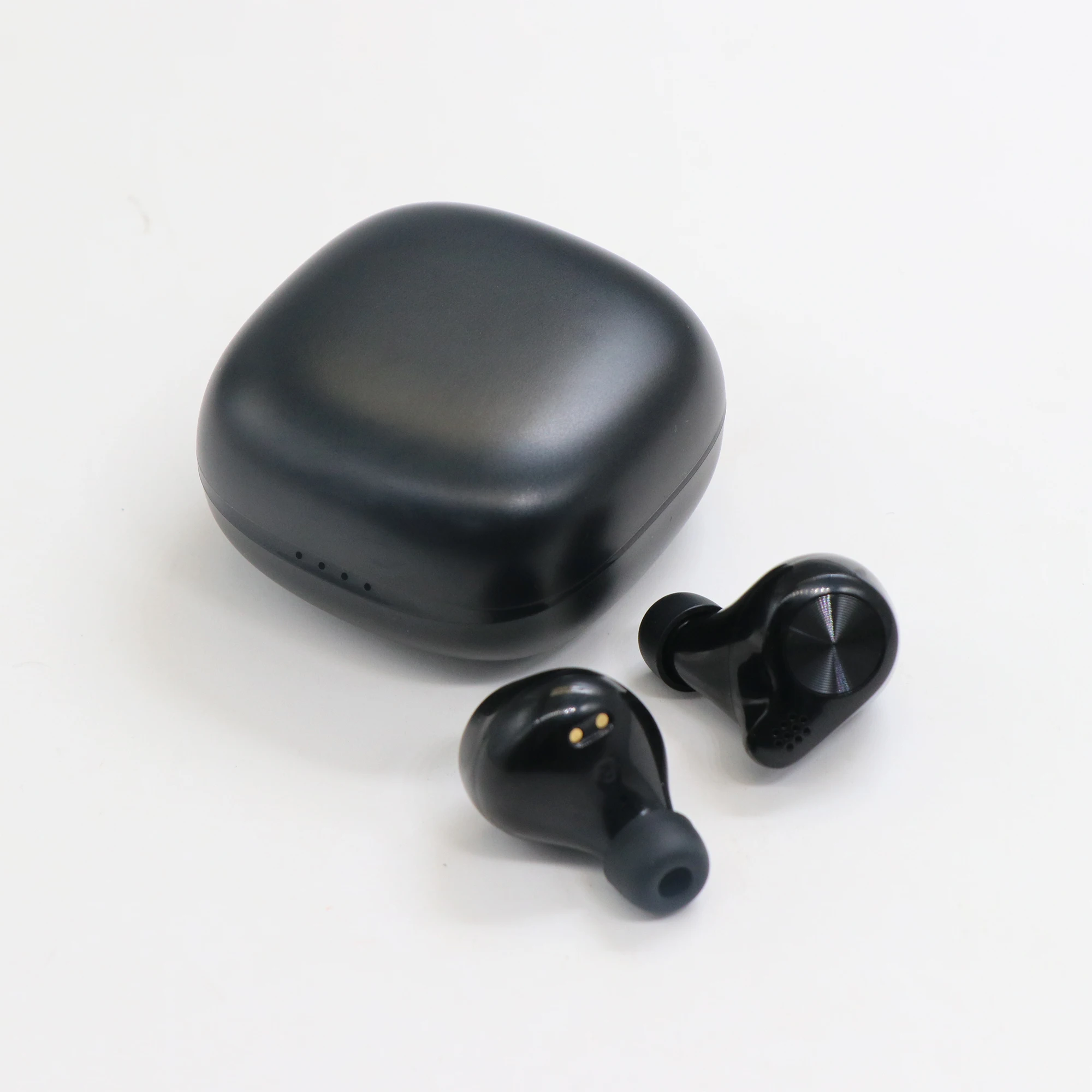 BJBJ 2022 New Design ENC Waterproof Grade IPX5 Sports Handset Running Bluetooth Wireless Handphone