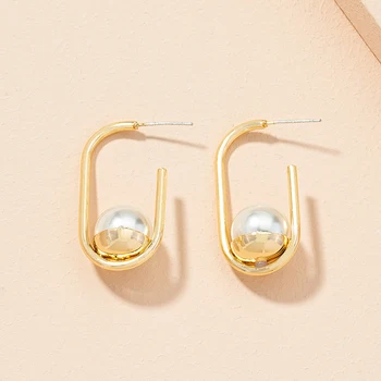 Japanese and Korean ins style fashion temperament freshwater pearl earrings female net red trend retro street shooting earrings