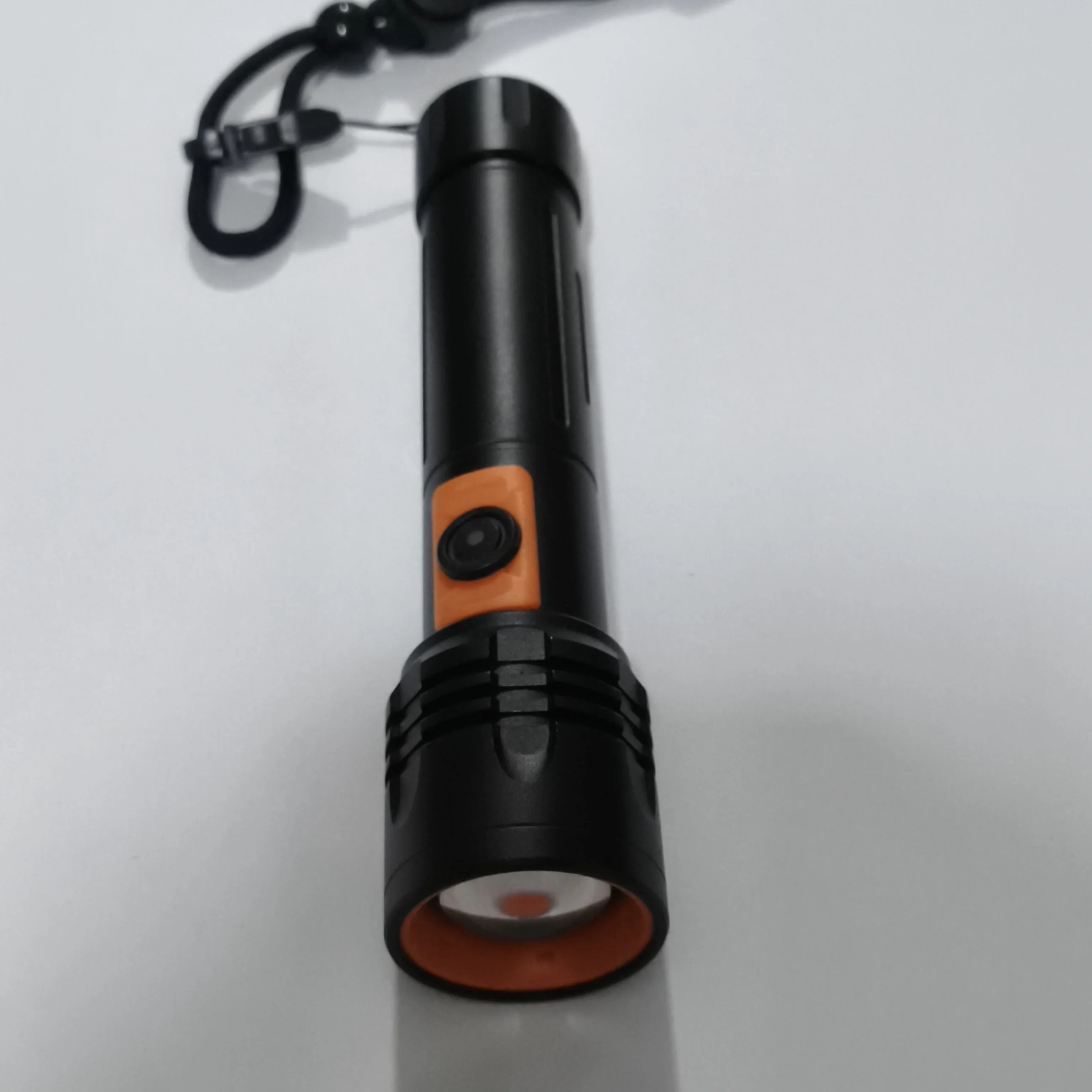 Outdoor Camping Multifunctional LED Light Zoom Flashlight IP55 Charging LED Atmosphere Camping Light