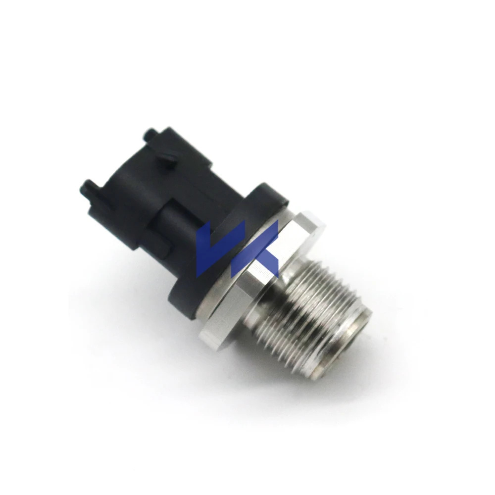Diesel Engine Parts  0281002767  Common Rail Pressure Sensor  For IVECO  Engine
