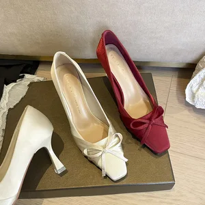Beautiful Bow Chinese Xiuhe Wedding Shoes for Women Square Head High Bridal Shoes 5cm Thin Not Tired Feet Single Leather Shoes