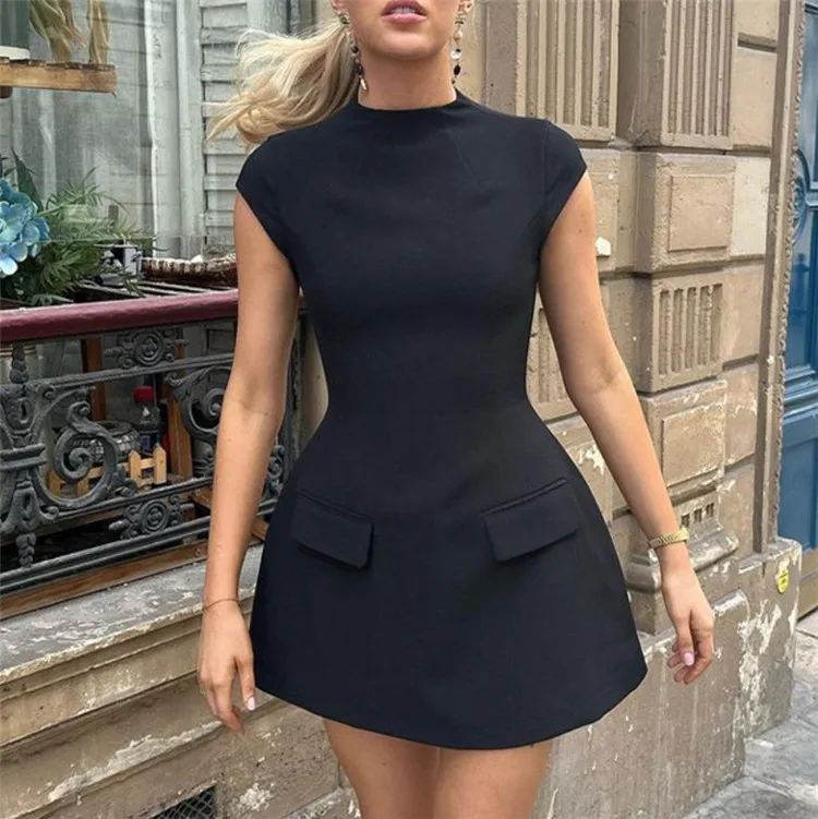 J3887 - Elegant Dress for Women, Perfect for Official Summer Events