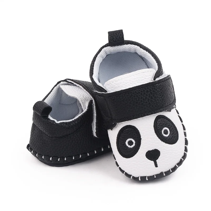 Cute Panada Design Soft TPR Outsole Baby Walking Shoes Toddler Shoes for Boys factory