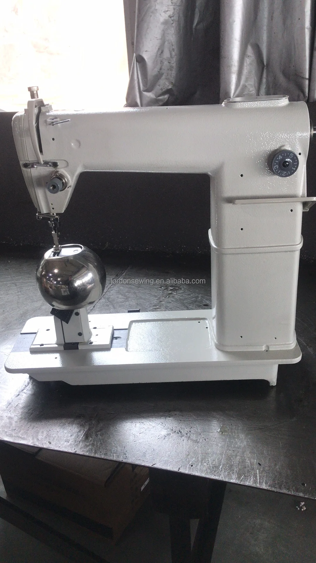 Post Bed Lockstitch Heavy Duty Sewing Machine 810 820 Shoe Leather