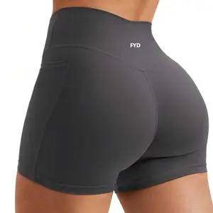 Custom Women's Sports Breathable Quick Dry Running Biker Shorts Whit Pockets Gym Workout Compression Hip Lifting Yoga Shorts ODM