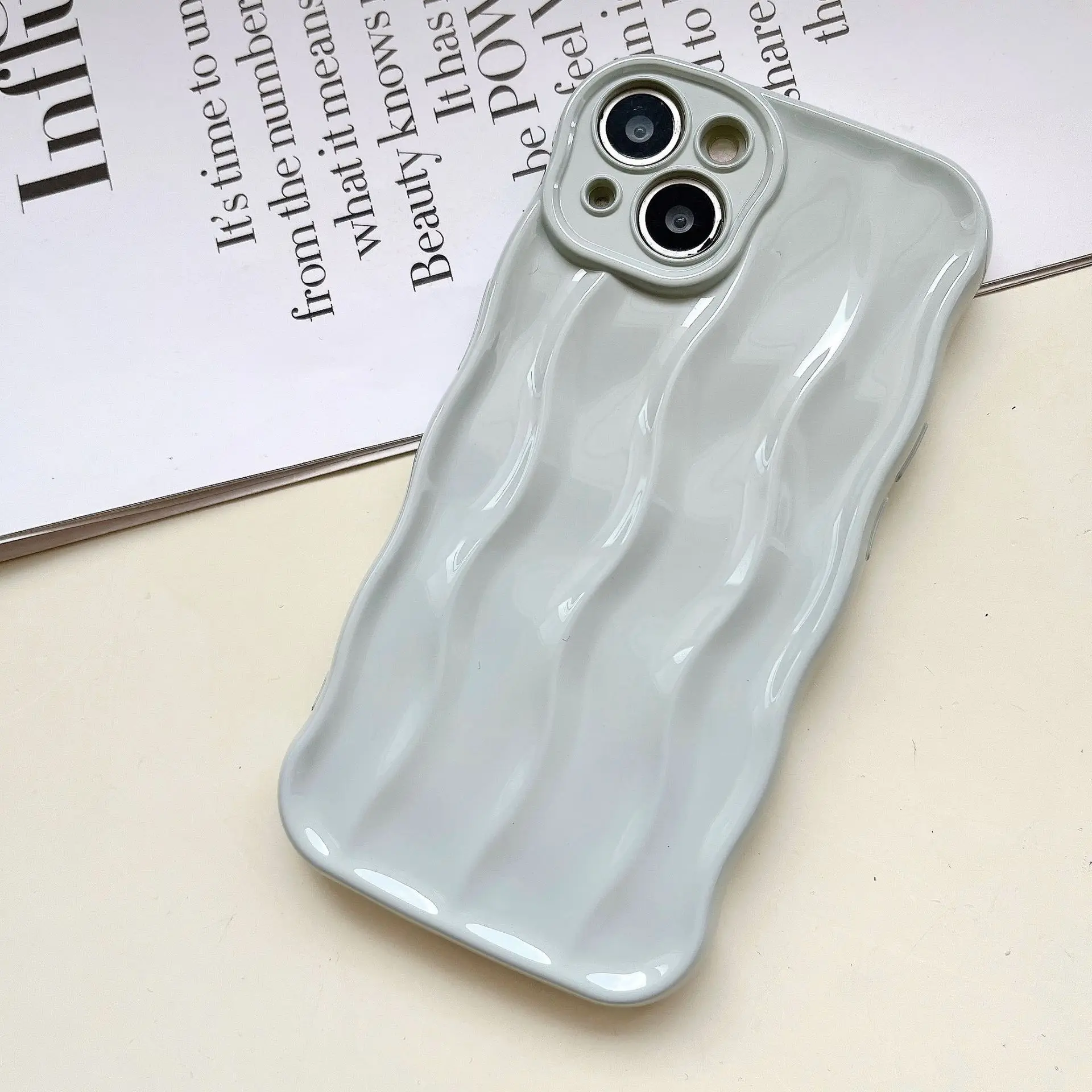 Laudtec Lucie92 Solid color Phone CaseElectroplated silver water ripple surface with glossy oil feel For Iphone  14 15 Pro Max