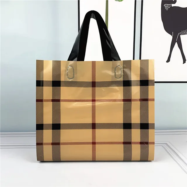 Chen Han Factory Spot Wholesale Plastic Clothing Bag Thickened Side Folding Hand Shopping Bag Printing Easy To Carry Gift Bags