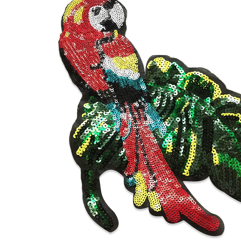 Sew on Embroidery Bird Parrot Sequin Bling Patches Designer for t Shirt Clothing