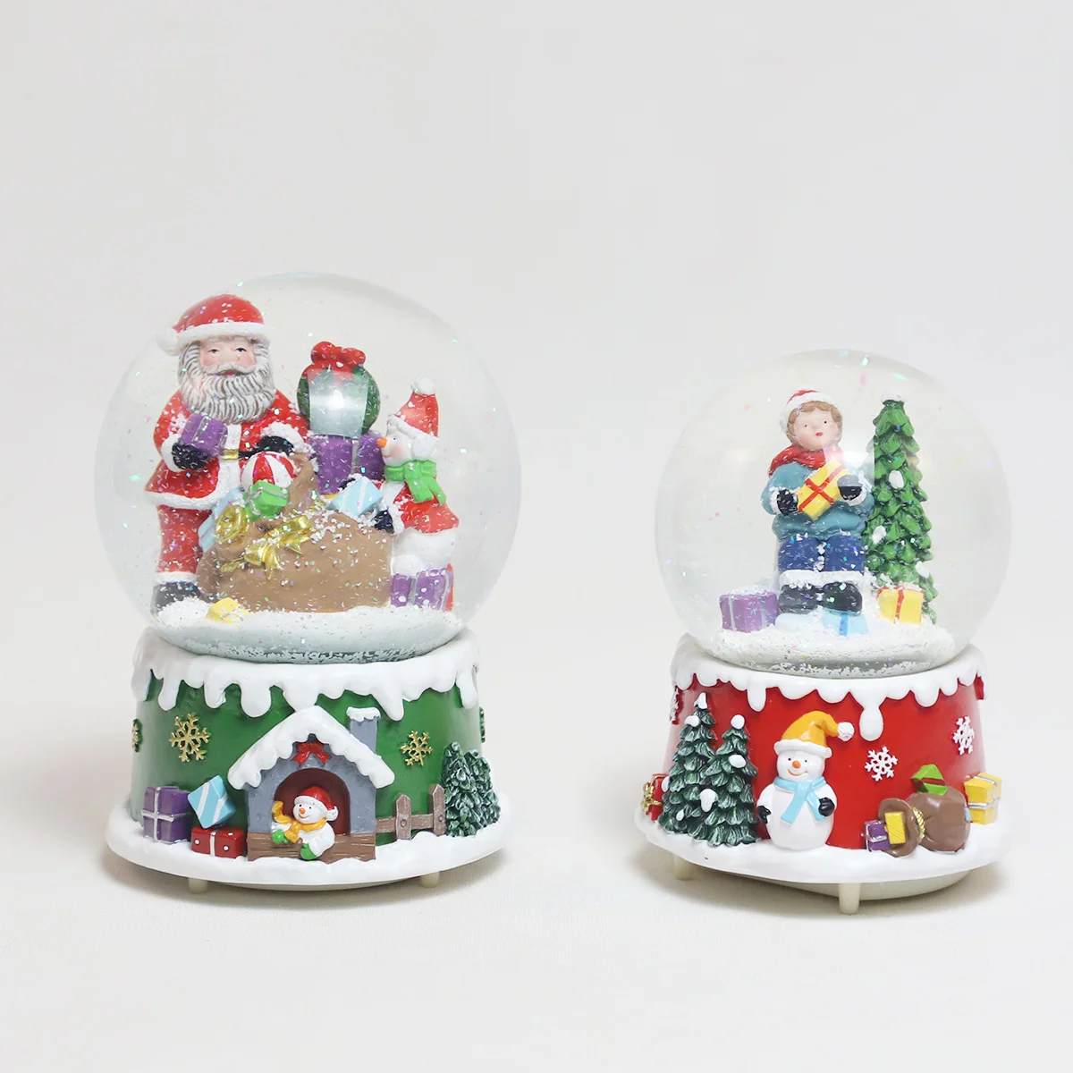 Home Living Room Decorations Wholesale Musical Glass Ball Christmas Crystal Balls Floating Snow Water Globes