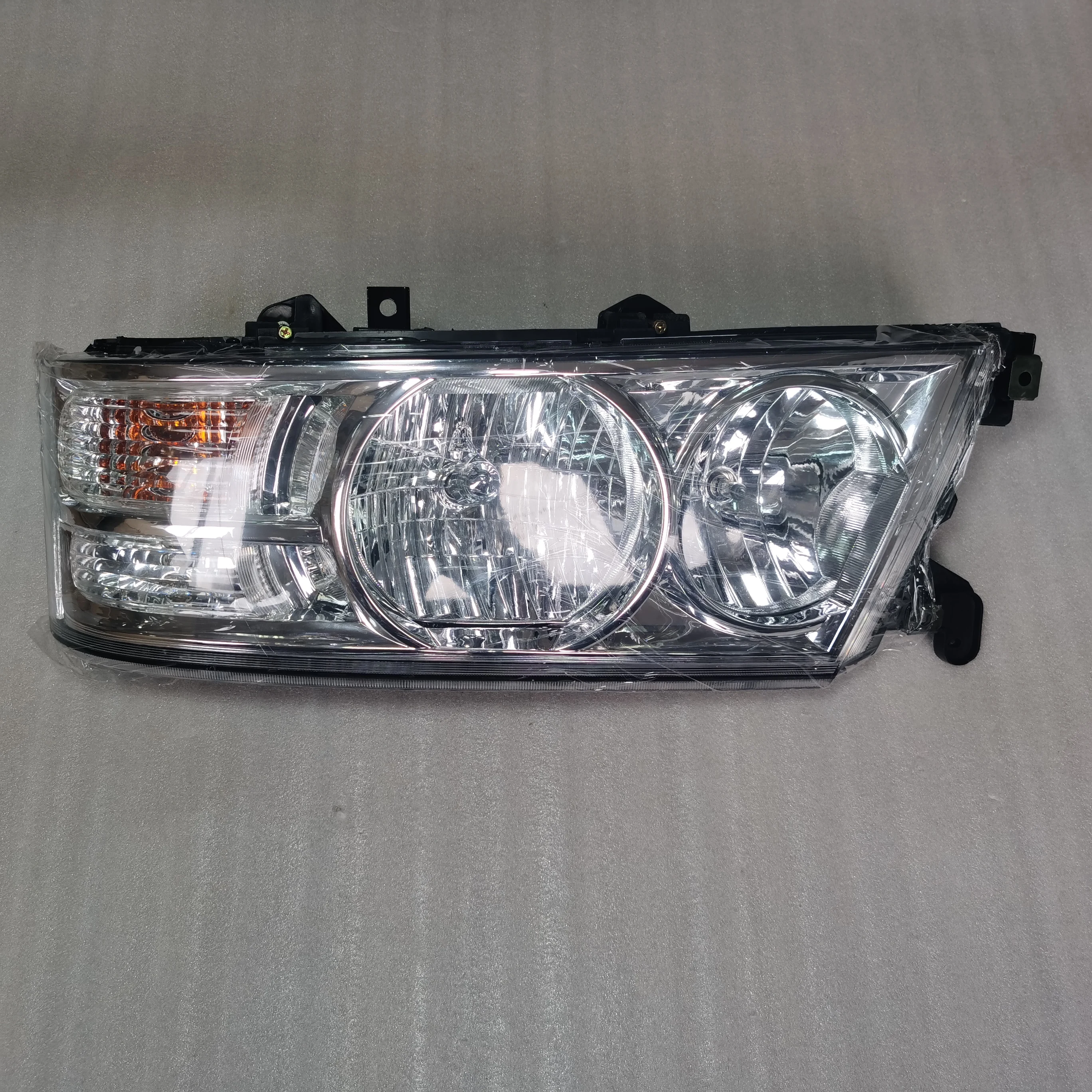 トヨタコースターヘッドライト【LED付き】 トヨタコースターヘッドライトLED付き