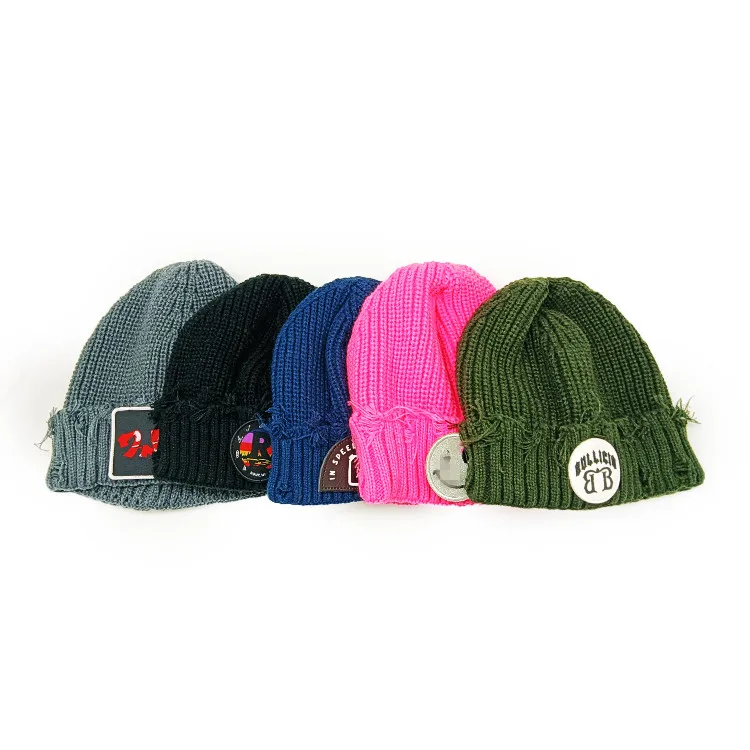 Autumn and Winter Warm Distressed Beanie Fashionable Patch Label Knitted Hat Gorros Custom Beanies With Logo Distressed