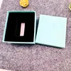 Boîte à bijoux bleu clair