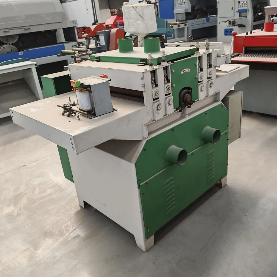 Multi Rip Saw for Making Bee Hive Frames