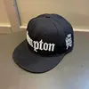 Compton negro de frente plano