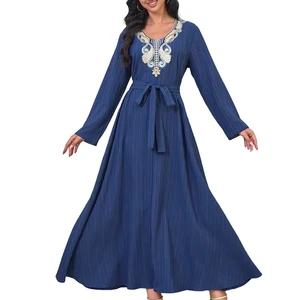 New Middle Eastern Muslim Women Solid Color Embroidered Bead Collar Fashion Robe Dress
