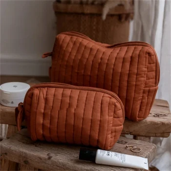 Luxury Beauty Cotton Quilted Velvet Toiletry Cosmetics Bag Velvet Makeup Bags for Women Travel Make up Bag with Zipper