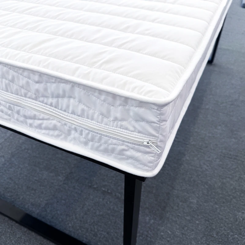 Custom High Quality Bed Protection White Polyester Zippered Memory Foam Mattress Cover Pad for Home Use factory