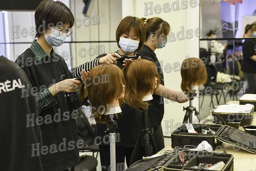 Hair salon training model head