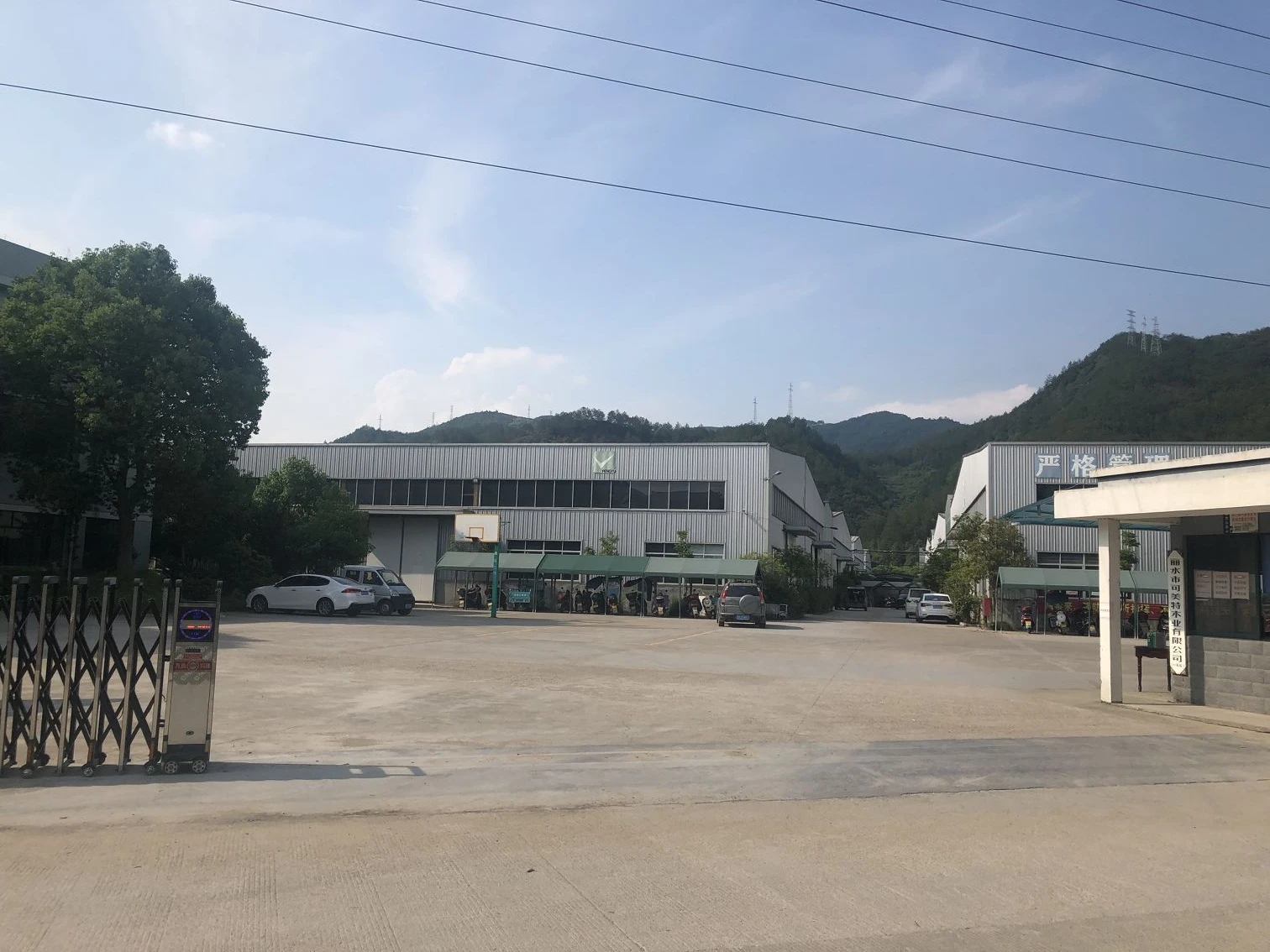 Ningbo Huile Educational Equipment Group Co., Ltd. 1