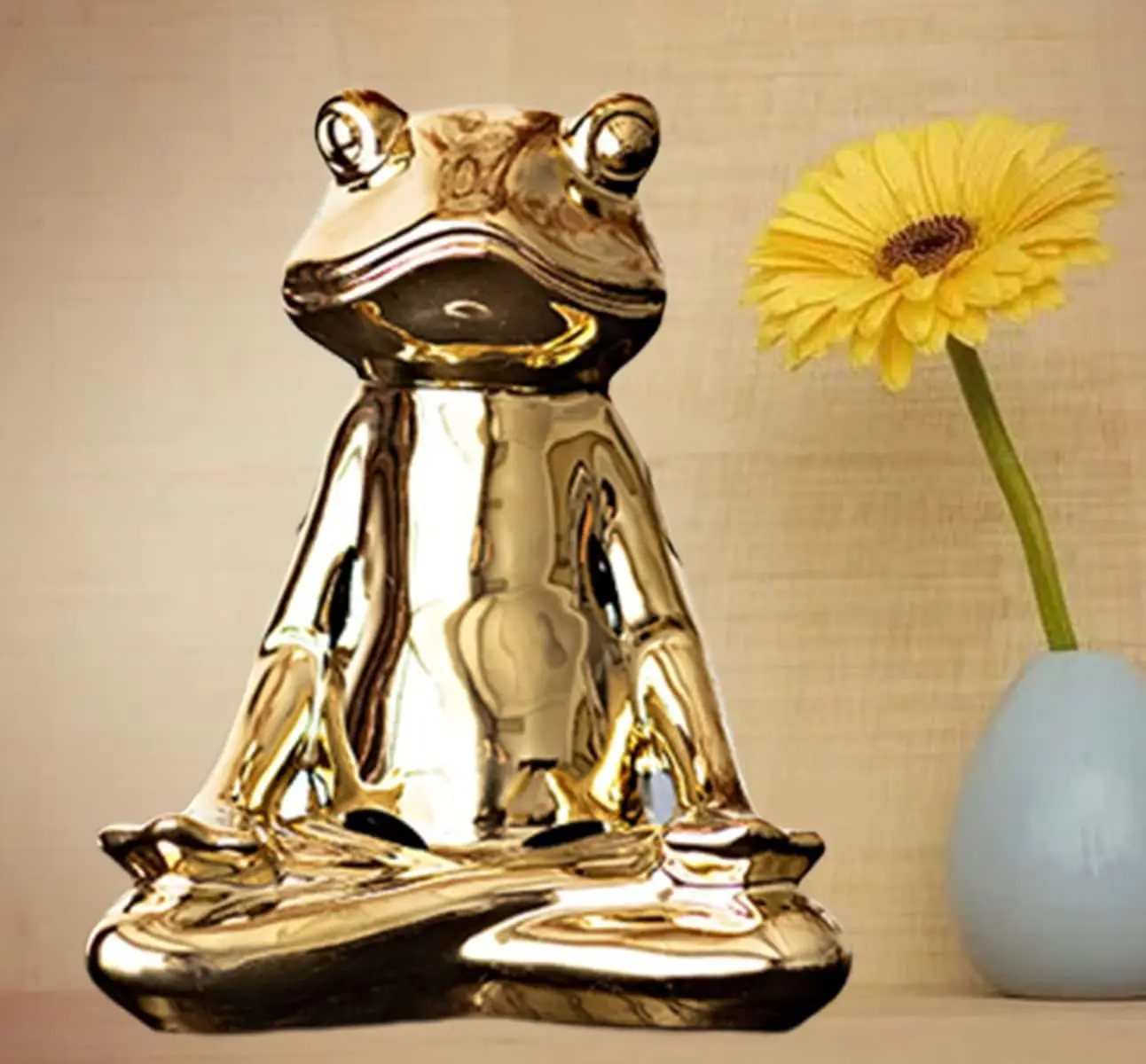 Customizable Gold Ceramic Frog Statue Yoga Animal Statue Zen Frog Statue for Home Spiritual Room Decoration