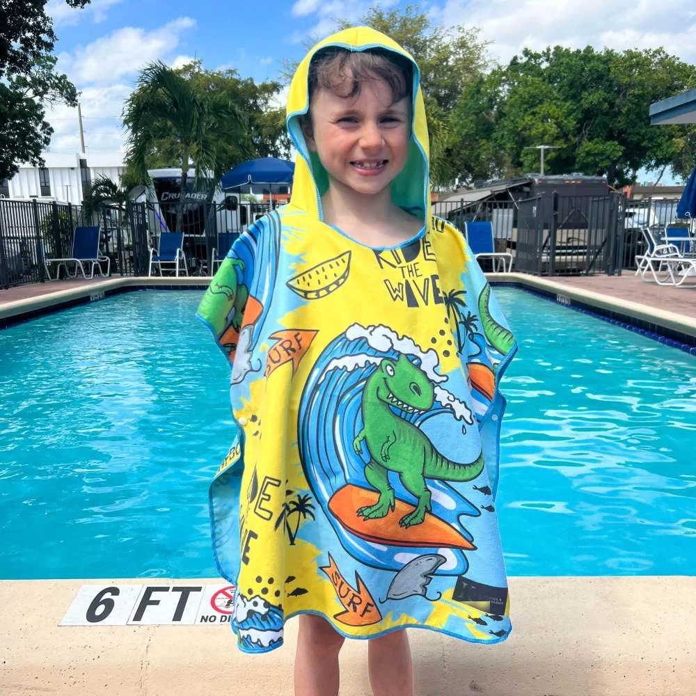 Custom Prints Cartoon Cheap Microfiber Kids Swimming Children Beach Hooded Wearable Poncho Towel manufacture