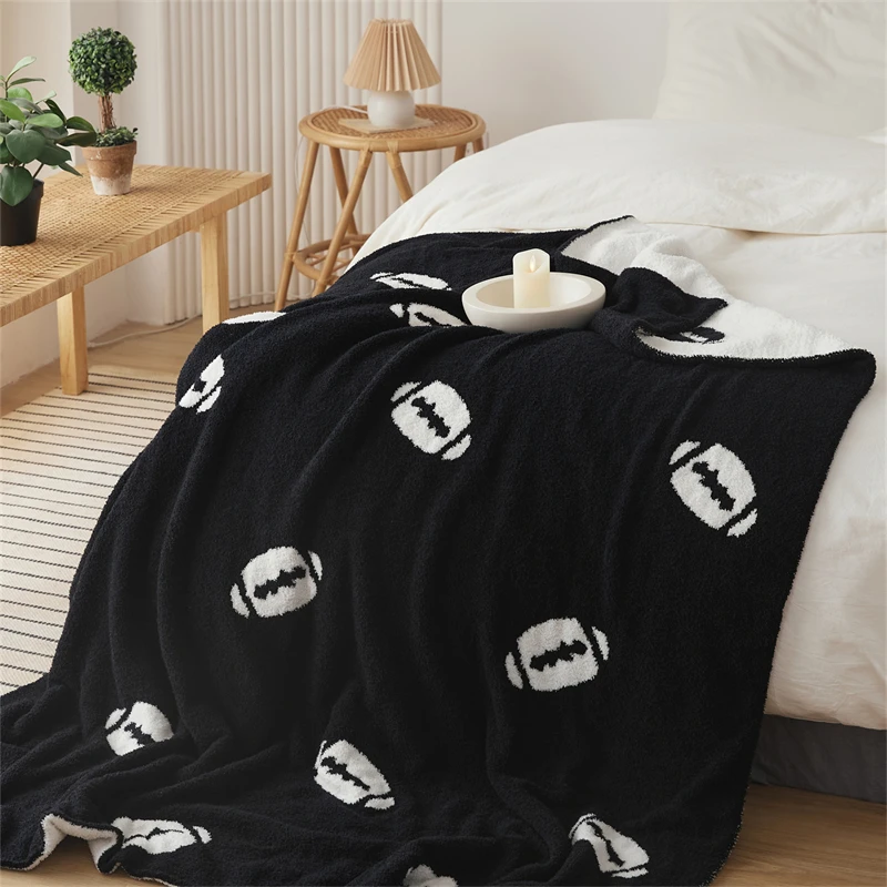 High Quality Wholesale Microfiber Super Soft Knitted Throw Popular Rugby Blankets for Home Decor Sofa Glq factory