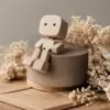 marrón-a