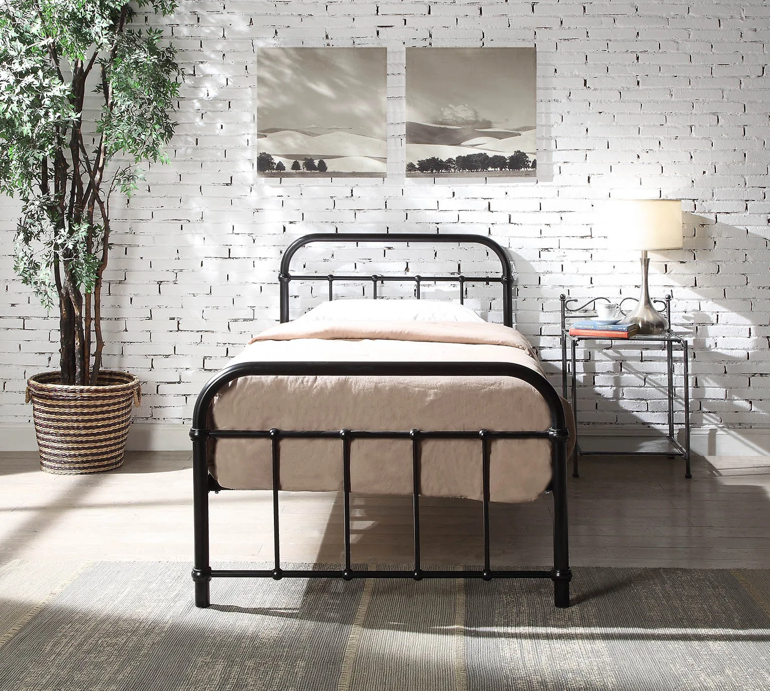 Wholesales Simple Design Wrought Iron Platform Bed King Size Copper Brush Metal Bed Frames