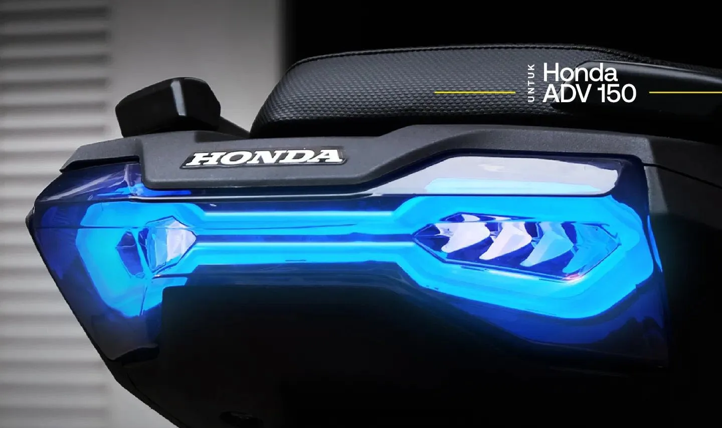 ホンダ ADV150/160 用 3-in-1 LEDテールライト 防水ブレーキランプ