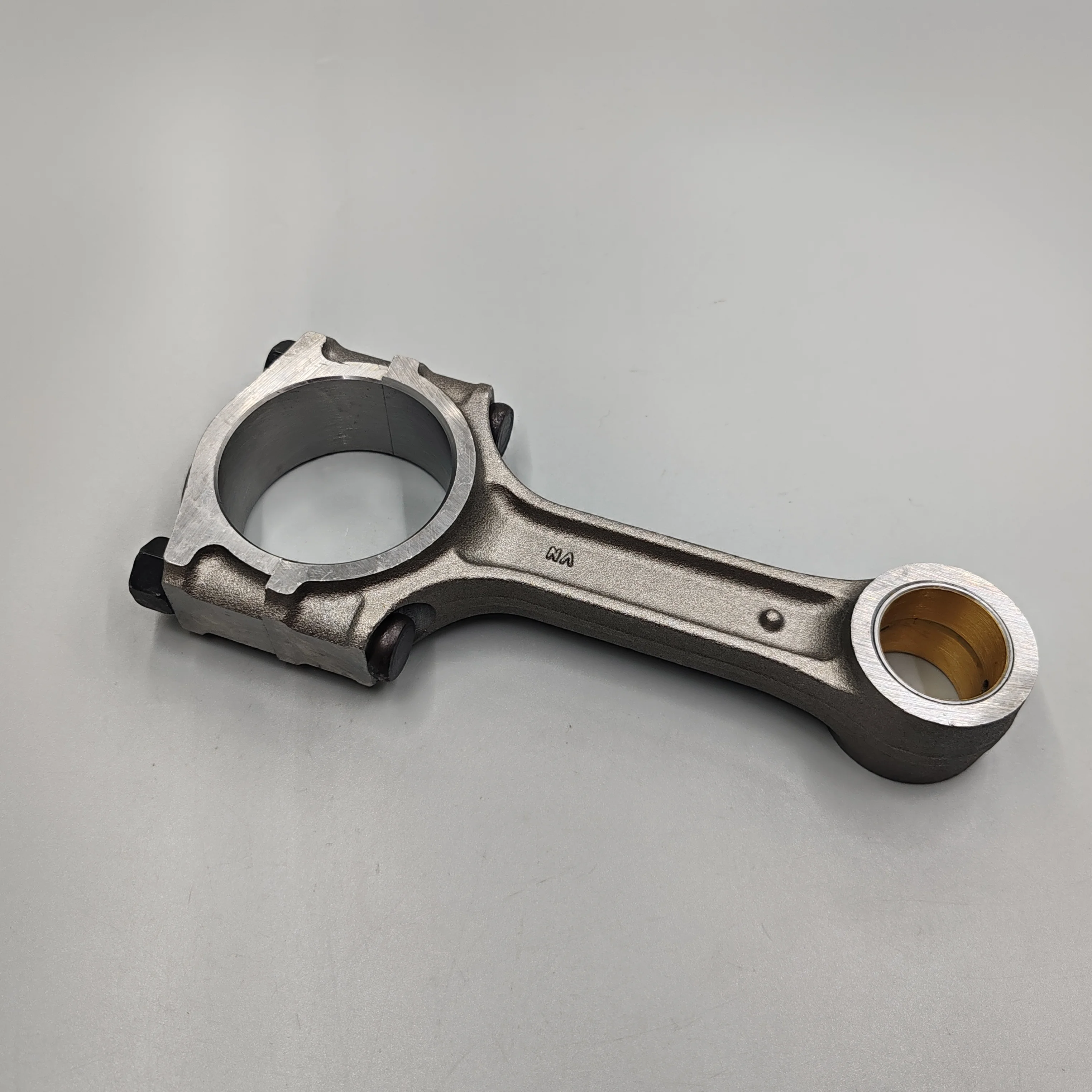 High Quality Auto Parts Engine Connecting Rod for HYUNDAI