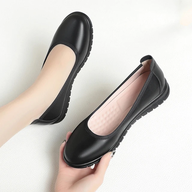 Spring and autumn new flat soft bottom black work shoes non-slip round head etiquette flight attendant career shoes