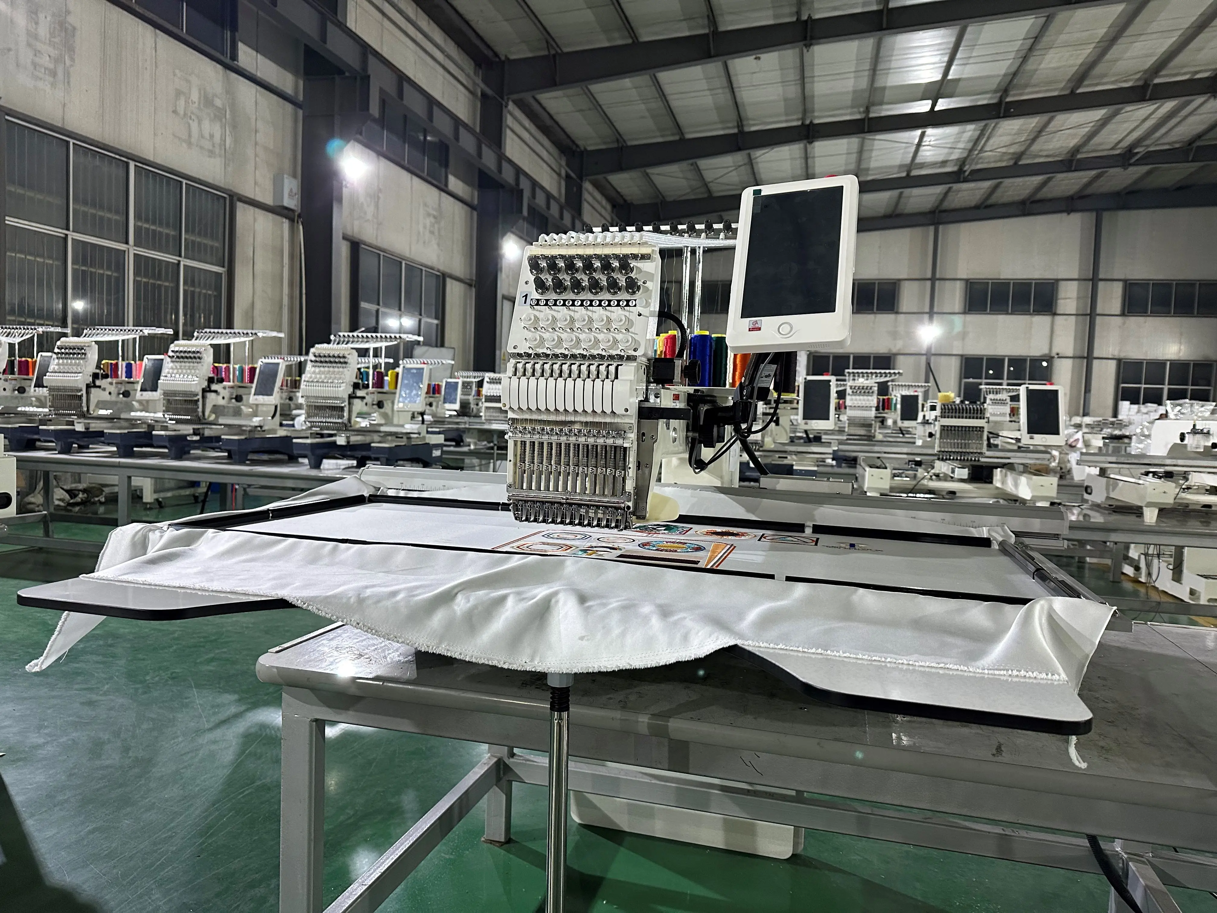 DDP Large Area High Quality Cap Embroidery Machine Computerized Embroidery Machine Clothes Single Head Embroidery Machine