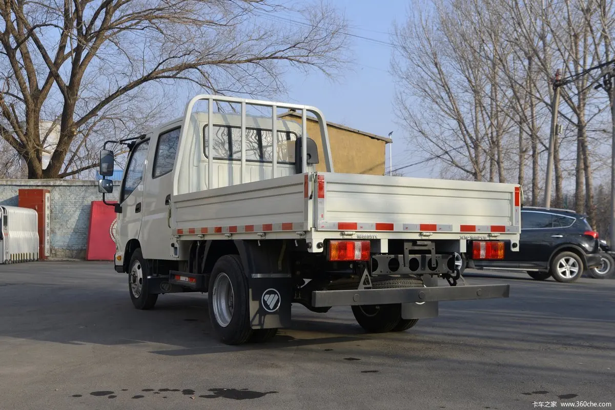 Factory Direct Sales Foton Forland M3 88Hp 3360 Wheelbase 4x2 Cargo Truck With Large Inventory