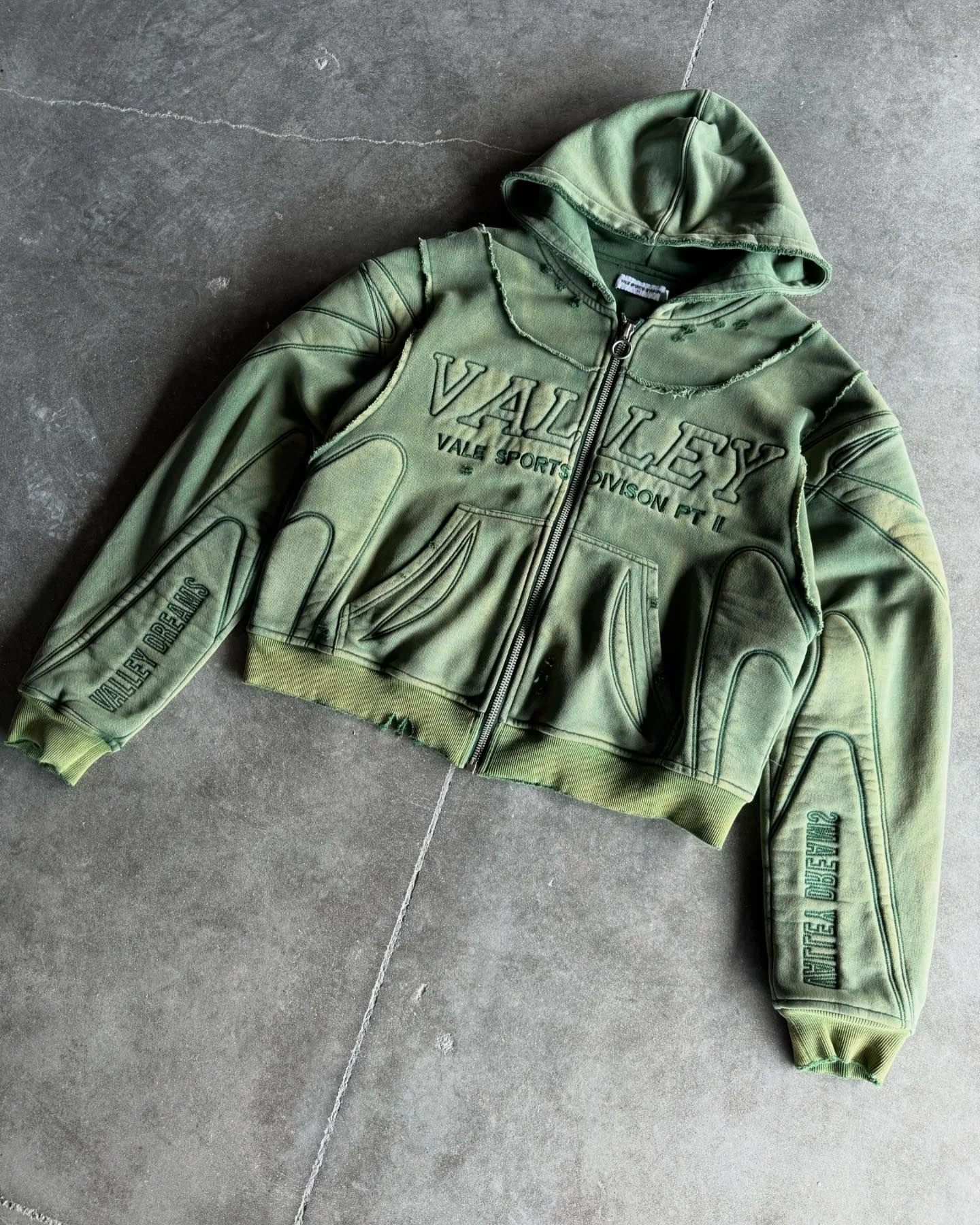 Salati Wholesale Embossed Baggy Zip up Acid Wash Distressed Jogger Sweatpants and Hoodie Sets Flared Tracksuits Men Sweatsuits gallery 3